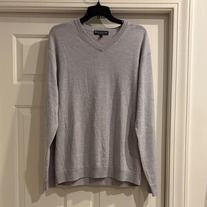 Hart Schaffner Marx Light Gray V-Neck Sweater